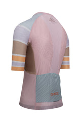 Close-up image emphasizing the fabric texture of the light pink/light brown Men's Njord Elite Cycling Jersey Short Sleeve by ONNOR. A testament to the brand's commitment to durability and breathability in cycling wear.