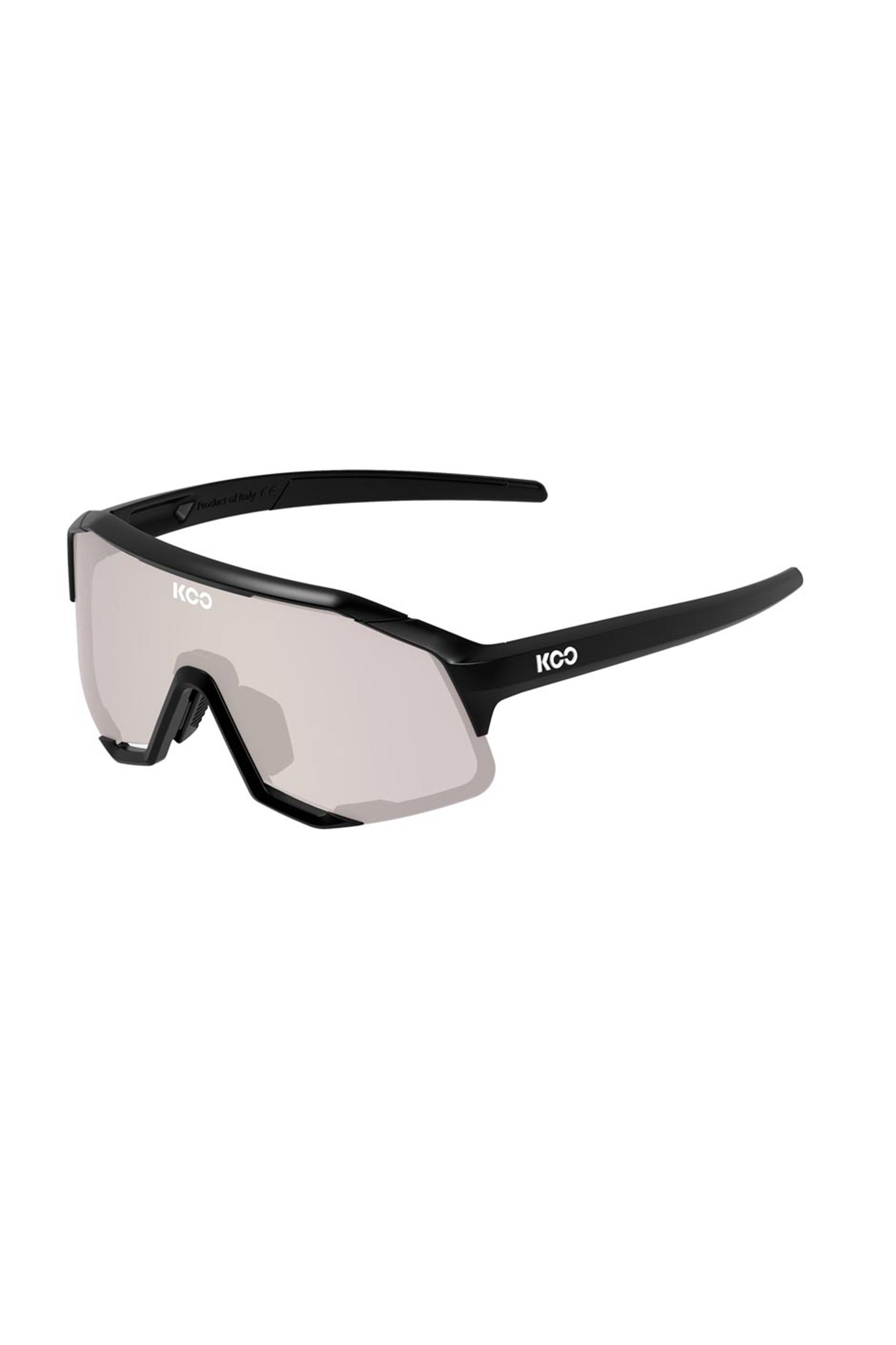 KOO Demos Sunglasses - Black Fuchsia Photochromic Mirror OEY00005-971 Elevate your eyewear game with the KOO Demos Sunglasses in Black Fuchsia, featuring Photochromic Mirror lenses. Where premium protection meets unparalleled style.