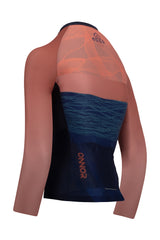 High-definition image of the blue and orange Women's Tyr Elite Cycling Jersey Long Sleeve by ONNOR. The picture portrays the brand's approach to incorporating vibrant color combinations and top-tier quality into their cycling gear. The captivating visuals and meticulous detailing make it a top choice for discerning cyclists who value both style and quality.