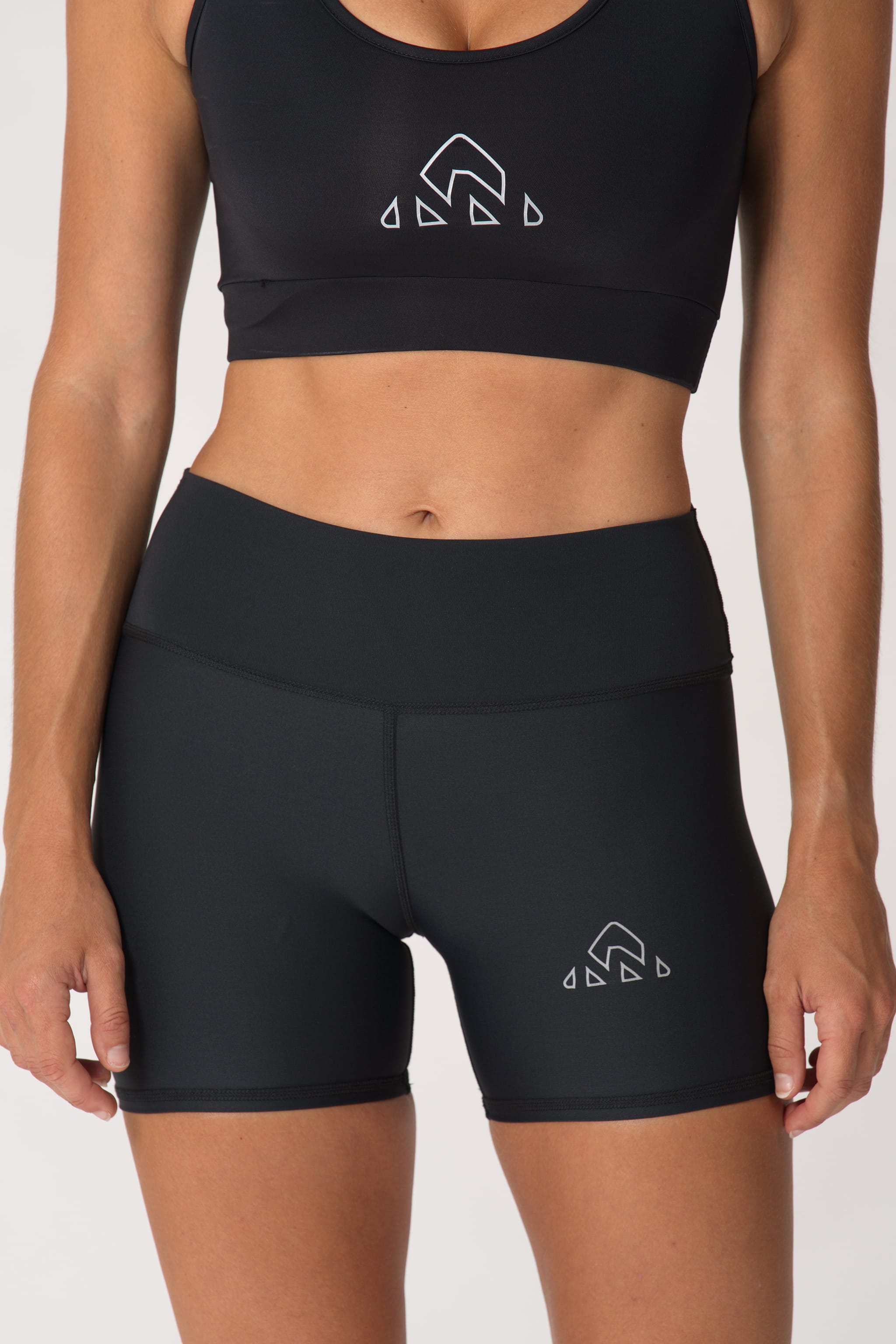 womens black fitness short, best short, Miami Beach, professional running shorts