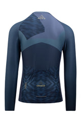 A full-sleeve men's cycling jersey is showcased in this image. The jersey is designed to meet the demands of cycling in cooler temperatures. It features a long-sleeve design with extended arm coverage, providing insulation and protection against the elements. The fabric is lightweight and breathable, allowing for optimal airflow and moisture management. Its ergonomic fit and stylish design make it an ideal choice for performance-oriented cyclists.