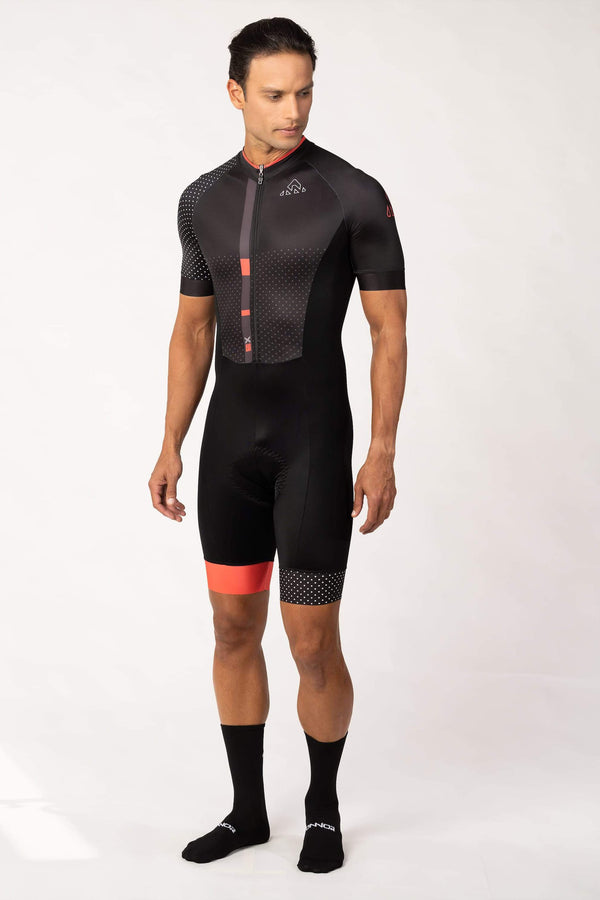   bike casual wear - men's black cycling aero suit with pockets for amateur biker for long distances