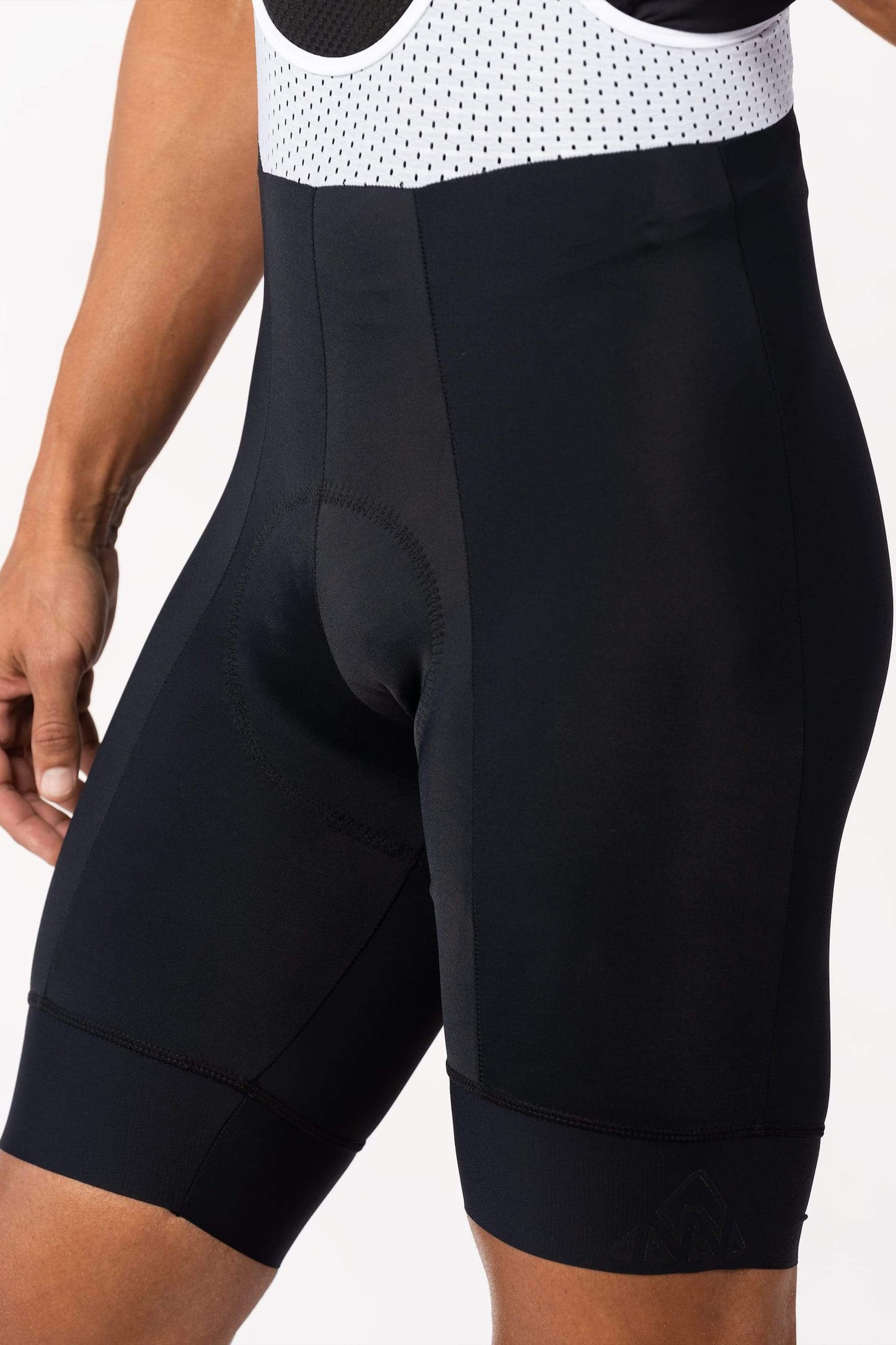 bike racing clothes - men's black cycling shorts comfortable for amateur rider for long rides