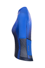 A women's bike jersey in a short sleeve cut, seen from the back. The jersey offers a streamlined fit and advanced moisture-wicking technology.