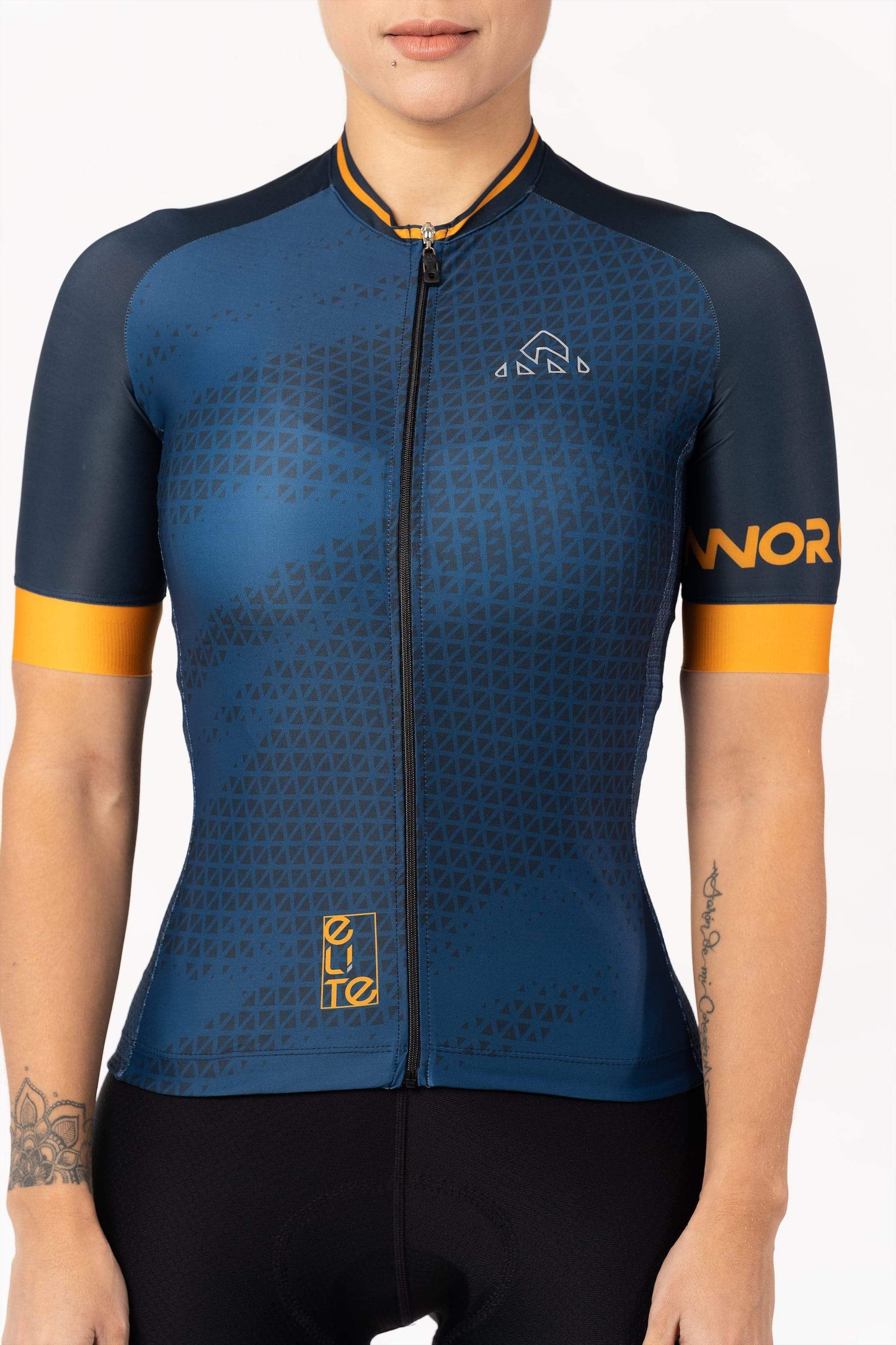 A feminine cycling jersey with sleeves that end above the elbow. The jersey showcases a floral pattern in pastel colors, adding a touch of elegance to the cyclist's attire. It offers a comfortable fit and features a zippered front for easy ventilation.